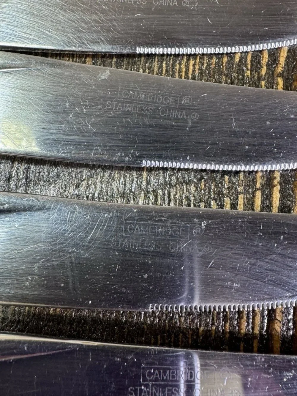 Set Of 4 Modern Stainless Knives - Standing Knife - Heavy Weight Dinner Knife